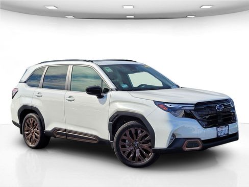 Used 2026 Subaru Forester Sport AWD/4WD image 2