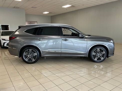 Certified 2026 Acura MDX SH-AWD w/ Advance Package image 7