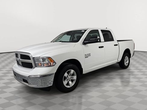 Used 2023 RAM 1500 Classic SLT w/ Trailer & Traction Group RWD image 4