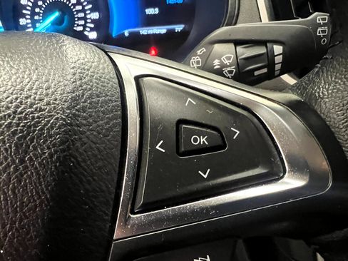 Used 2024 Ford Edge SEL image 38