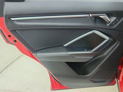 Used 2023 Audi Q3 2.0T Premium Plus w/ Premium Plus Package image 34