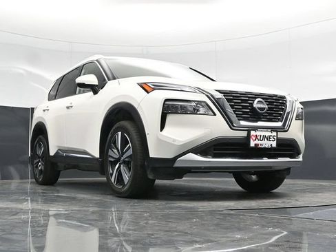 Used 2023 Nissan Rogue Platinum AWD/4WD image 58