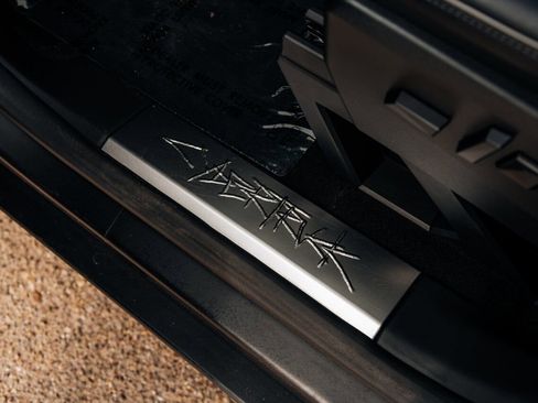 Used 2024 Tesla Cybertruck AWD Crew Cab image 18