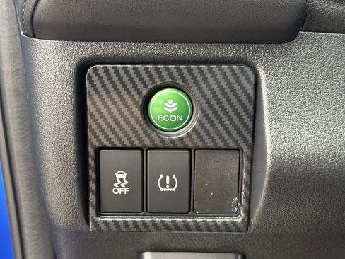 Used 2021 Honda HR-V Sport image 24