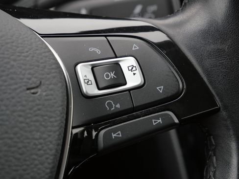 Certified 2020 Volkswagen Passat 2.0T SE image 31