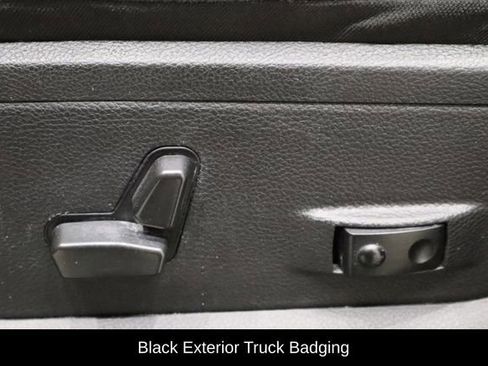 Used 2022 RAM 2500 Big Horn w/ Night Edition image 22