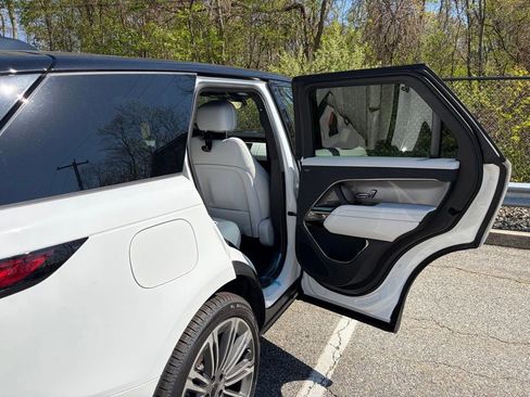 New 2026 Land Rover Range Rover Sport SE AWD/4WD image 16