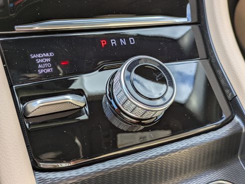 New 2025 Jeep Grand Cherokee L Limited image 16