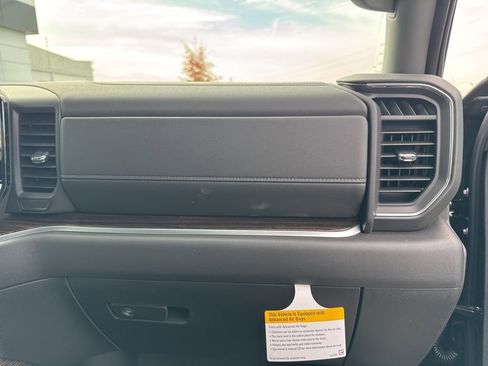 New 2026 GMC Sierra 1500 Elevation image 25