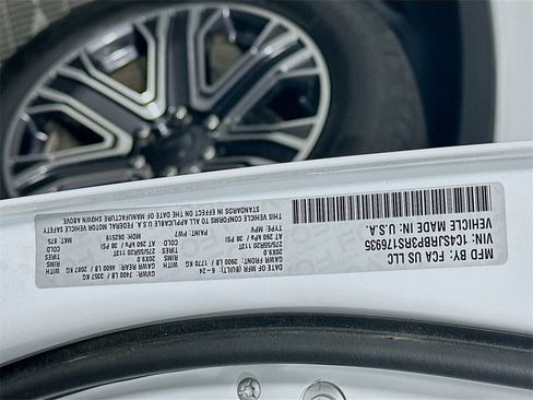 Used 2024 Jeep Wagoneer L Series II w/ Flexible Seating Group image 36