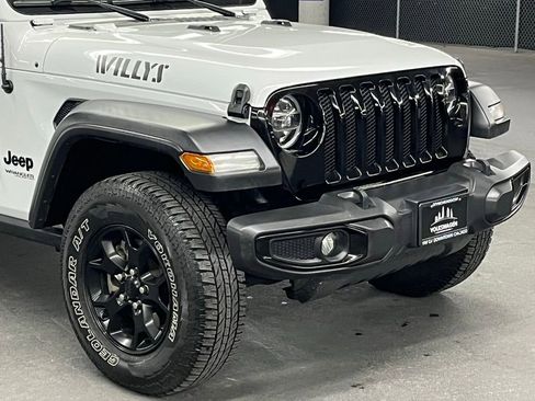 Used 2021 Jeep Wrangler Unlimited Sport image 36