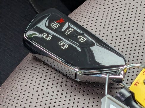 New 2025 Volkswagen ID. Buzz Pro S image 40