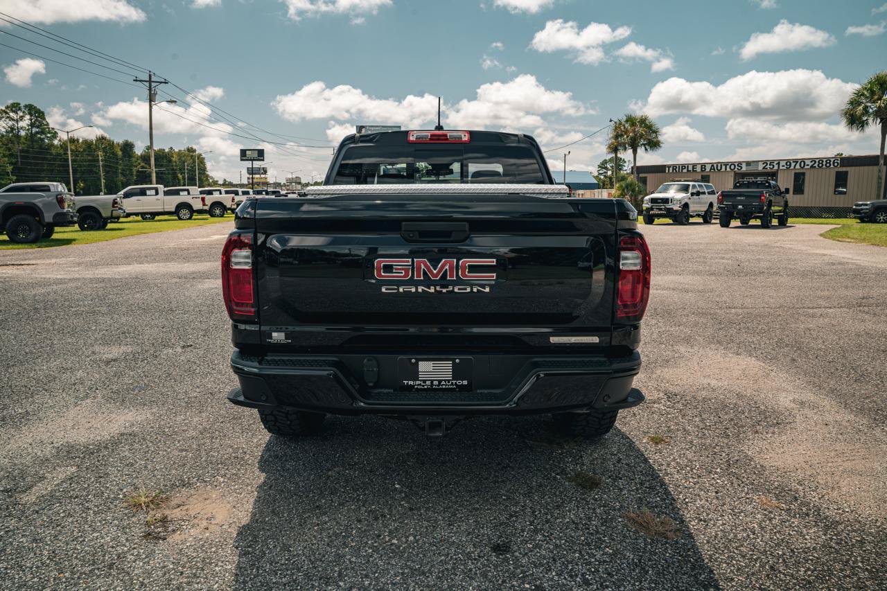Used 2025 GMC Canyon Elevation AWD/4WD image 13