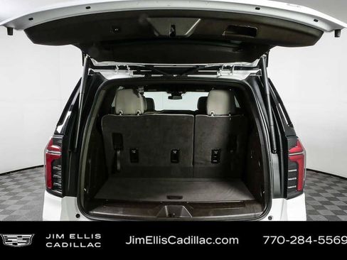 Used 2025 Chevrolet Tahoe LT AWD/4WD image 30