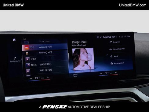 Used 2023 BMW 330i Sedan w/ Premium Package RWD image 8