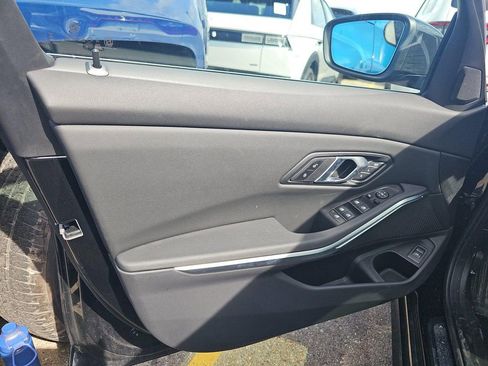 Used 2025 BMW 330i xDrive Sedan image 12