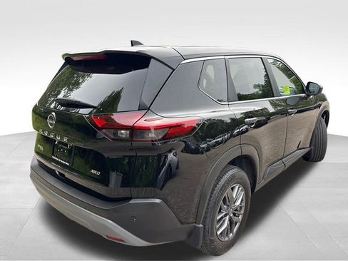 Used 2023 Nissan Rogue S AWD/4WD image 14