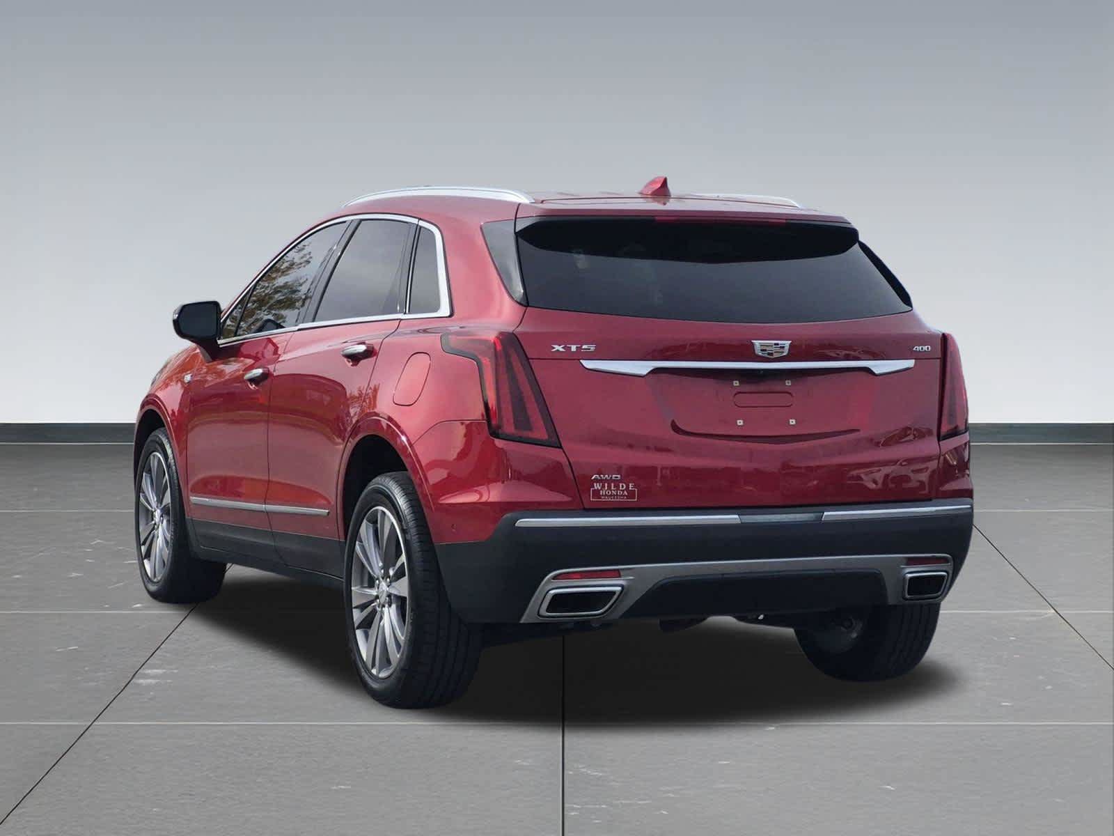 Used 2021 Cadillac XT5 Premium Luxury w/ Platinum Package AWD/4WD image 4