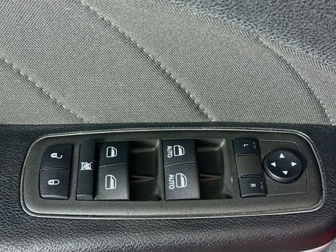 Used 2021 Dodge Charger SXT image 24