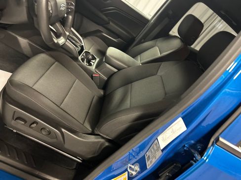 Used 2023 Chevrolet Colorado Trail Boss w/ Safety Package AWD/4WD image 12