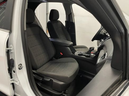 Used 2023 Chevrolet Equinox LT AWD/4WD image 41
