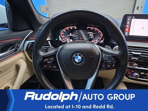 Used 2021 BMW 530i w/ Convenience Package RWD image 16