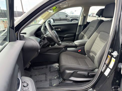 Used 2024 Honda HR-V LX image 10