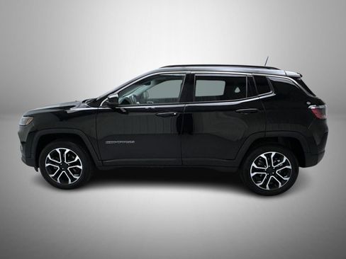 Used 2022 Jeep Compass Limited image 8