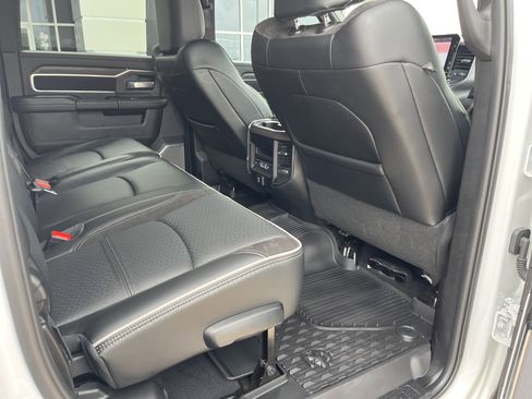 Used 2025 RAM 3500 Laramie AWD/4WD image 42