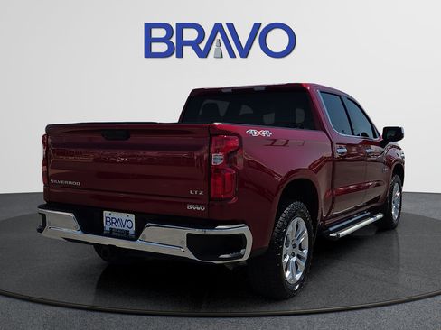Used 2023 Chevrolet Silverado 1500 LTZ AWD/4WD image 4
