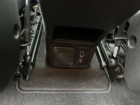 Certified 2023 Chevrolet TrailBlazer LT w/ LPO, Blackout Package FWD image 20