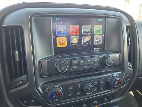 Used 2018 GMC Sierra 1500 SLT AWD/4WD image 21