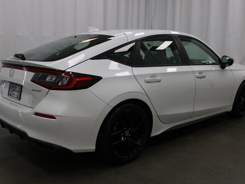 Used 2024 Honda Civic Sport image 5