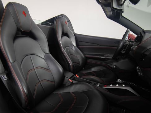 Certified 2018 Ferrari 488 Spider RWD image 20