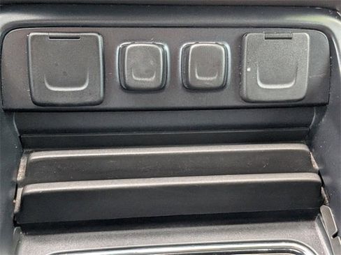 Used 2015 Chevrolet Silverado 1500 LTZ Z71 w/ LTZ Plus Package image 33