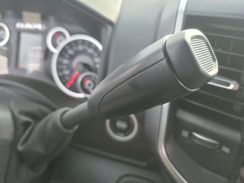 New 2026 RAM 2500 Big Horn AWD/4WD image 15