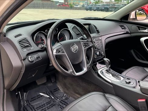 Used 2013 Buick Regal Premium FWD image 16