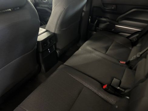 New 2026 Toyota 4Runner SR5 AWD/4WD image 14