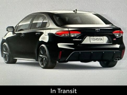 Used 2026 Toyota Corolla SE FWD image 3