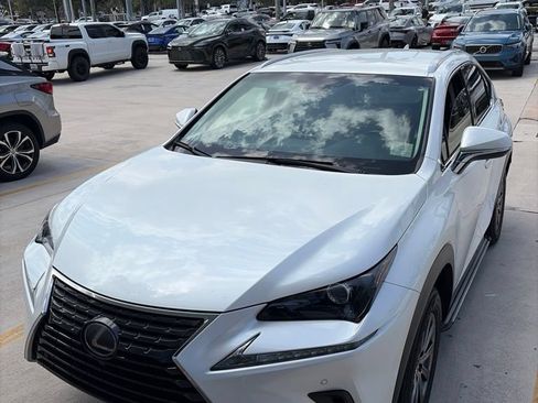 Used 2018 Lexus NX 300h AWD w/ Comfort Package image 4