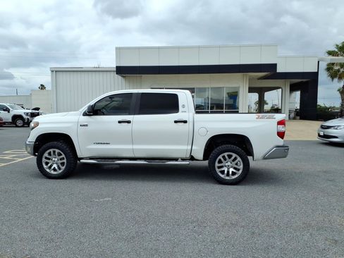 Used 2018 Toyota Tundra SR5 w/ SR5 Upgrade Package AWD/4WD image 5