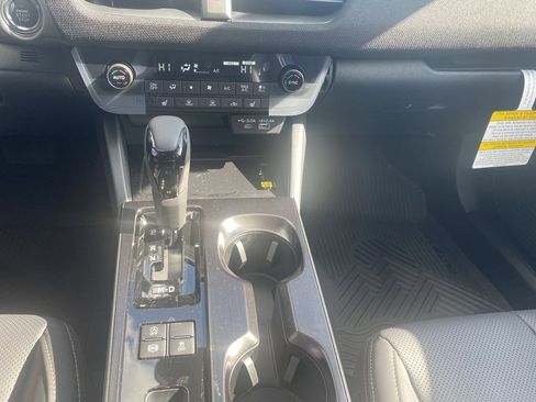 New 2026 Subaru Outback Limited AWD/4WD image 19