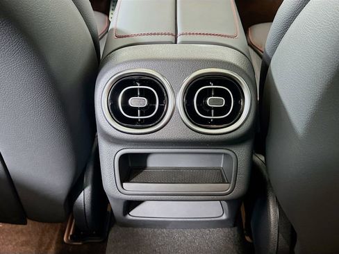 Used 2026 Mercedes-Benz GLC 43 AMG GLC 43 AMG image 28