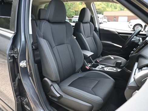 Used 2021 Subaru Forester Premium image 21