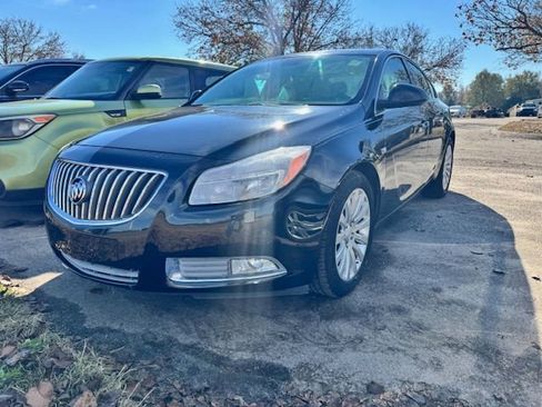Used 2011 Buick Regal CXL w/ RL4 Preferred Equipment Group image 3