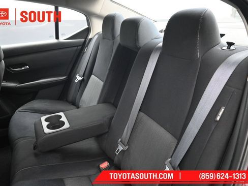 Used 2021 Nissan Sentra SV FWD image 22