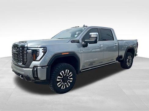 Used 2024 GMC Sierra 2500 Denali Ultimate image 1