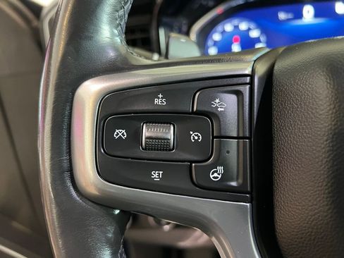 Used 2022 Chevrolet Silverado 1500 LT w/ Z71 Off-Road Package AWD/4WD image 18