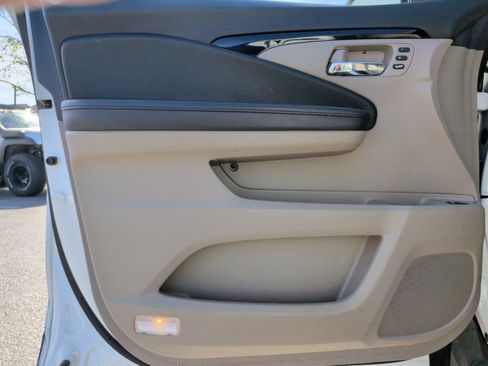 Used 2021 Honda Pilot Elite image 28