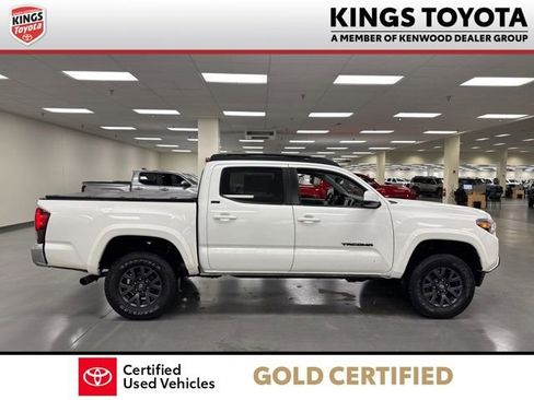 Used 2023 Toyota Tacoma SR5 w/ Black Out Package (TMS) image 6